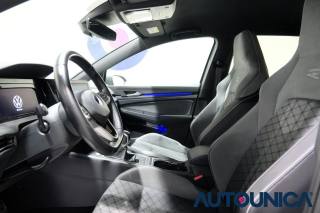 VOLKSWAGEN Golf usata, con USB