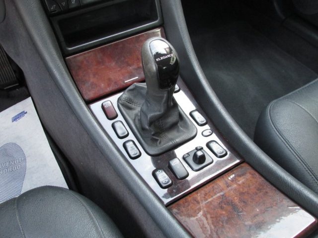 MERCEDES-BENZ CLK 200 usata, con Specchietti laterali elettrici