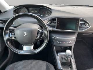PEUGEOT 308 usata, con Fendinebbia