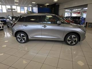 SUZUKI Swift usata, con Autoradio