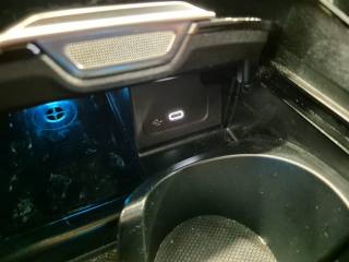 MERCEDES-BENZ C 200 usata, con Specchietti laterali elettrici