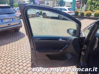 VOLKSWAGEN Touran usata 31
