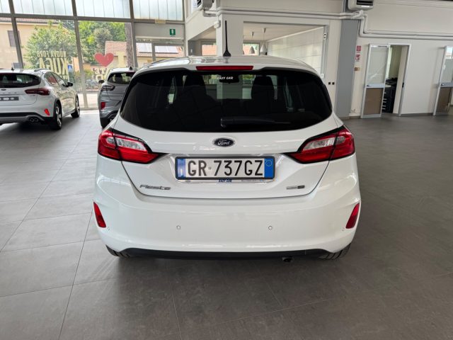 FORD Fiesta usata, con Autoradio
