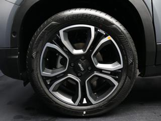 JEEP Avenger usata, con Autoradio