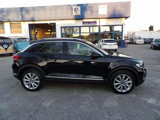 VOLKSWAGEN T-Roc usata, con Autoradio