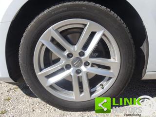 AUDI A4 usata, con Volante multifunzione