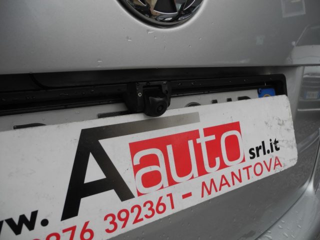 VOLKSWAGEN Touran usata 57