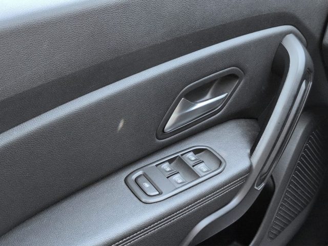 DACIA Duster usata, con Airbag testa