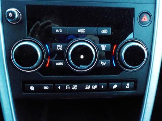 LAND ROVER Discovery Sport usata, con USB