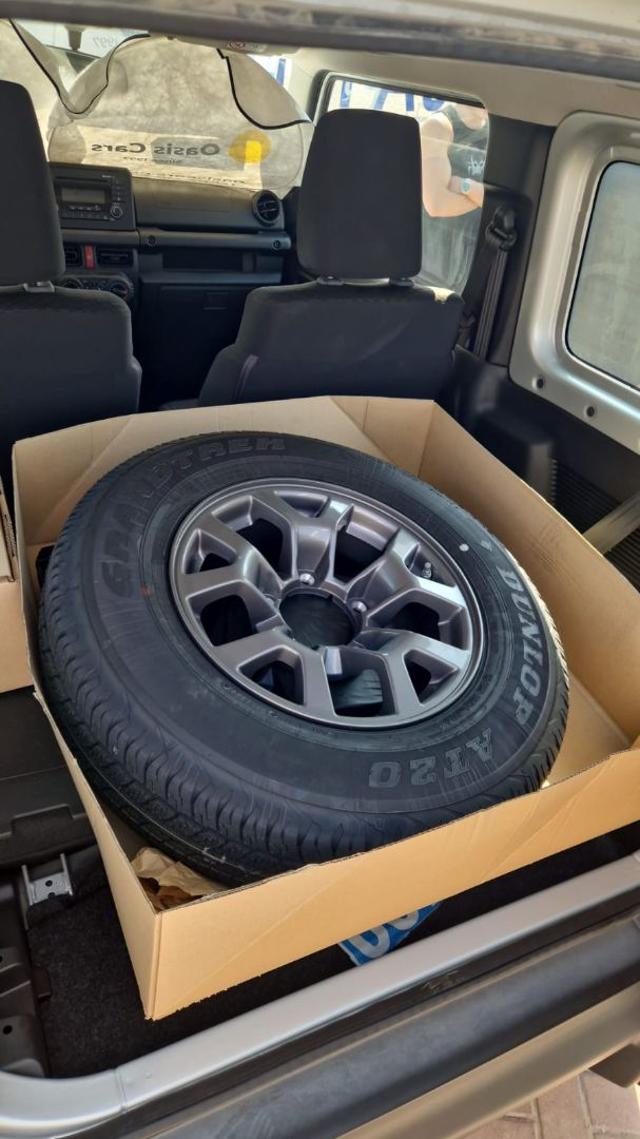 SUZUKI Jimny usata, con Alzacristalli elettrici