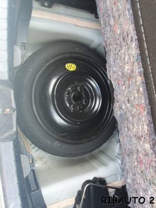 TOYOTA Yaris usata, con ESP