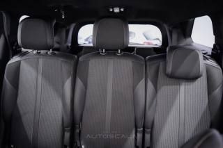 PEUGEOT 5008 usata, con Bluetooth