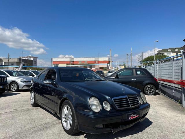 MERCEDES-BENZ CLK 200 usata, con Airbag