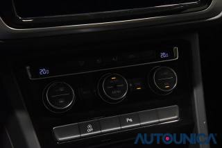 VOLKSWAGEN Touran usata, con Controllo trazione