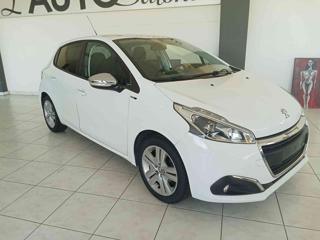 PEUGEOT 208 usata, con Airbag