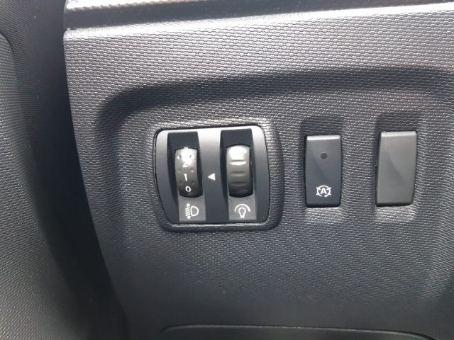 RENAULT Captur usata, con Isofix