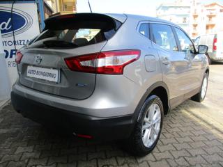 NISSAN Qashqai usata, con Autoradio
