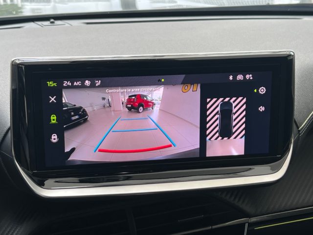 PEUGEOT 2008 usata, con Volante in pelle