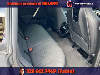 BMW iX usata, con USB