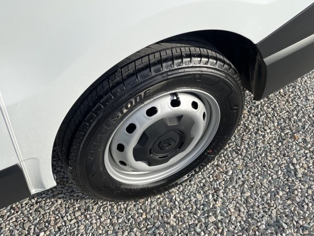 RENAULT Trafic usata 16