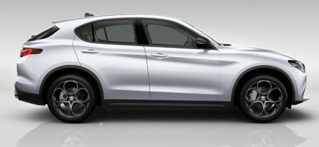 ALFA ROMEO Stelvio usata, con Autoradio