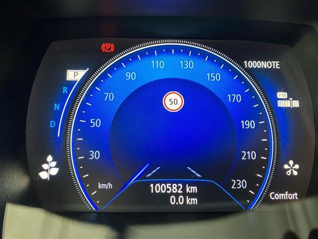 RENAULT Megane usata, con Sensori di parcheggio posteriori