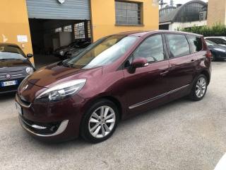 RENAULT Scenic usata, con Autoradio