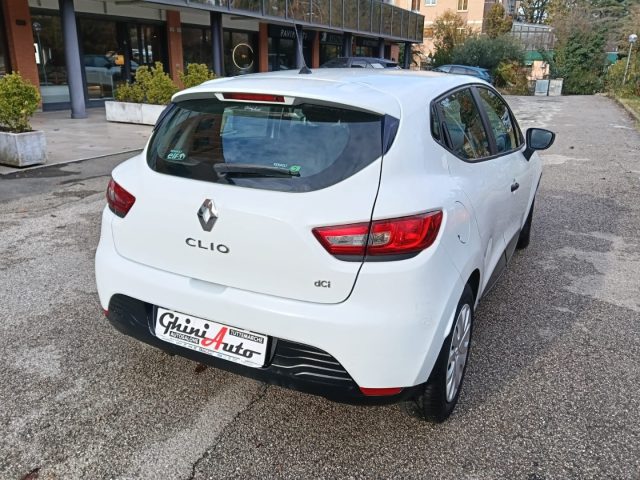 RENAULT Clio usata, con Alzacristalli elettrici