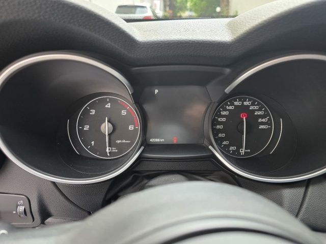 ALFA ROMEO Stelvio usata, con Servosterzo