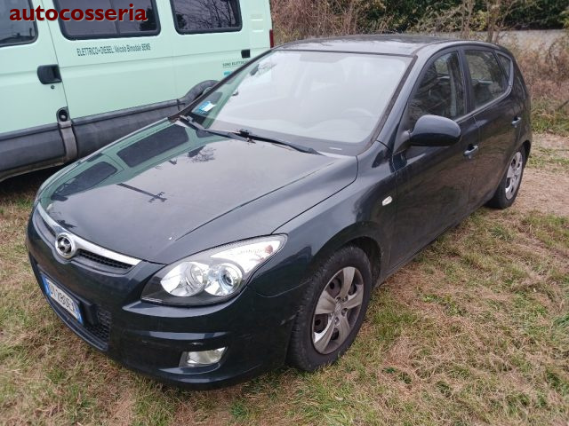 HYUNDAI i30 usata 0