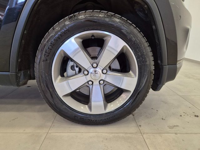 JEEP Grand Cherokee usata, con Autoradio