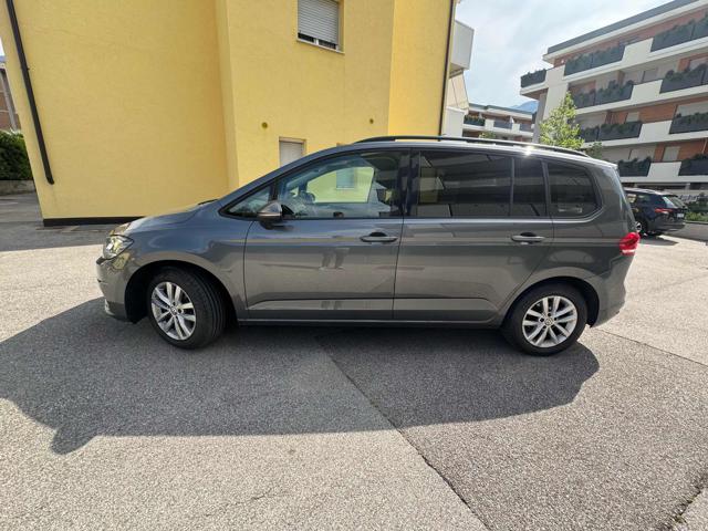 VOLKSWAGEN Touran usata, con Airbag Passeggero