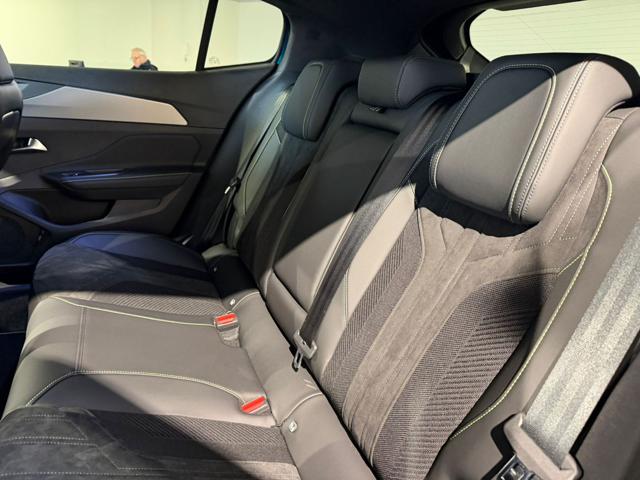 PEUGEOT 408 usata, con Controllo automatico clima