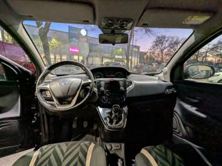 LANCIA Ypsilon usata, con Servosterzo