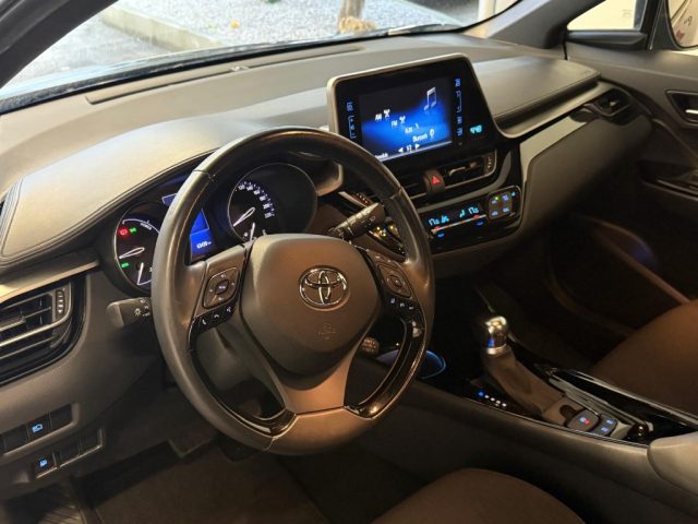 TOYOTA C-HR usata, con ESP