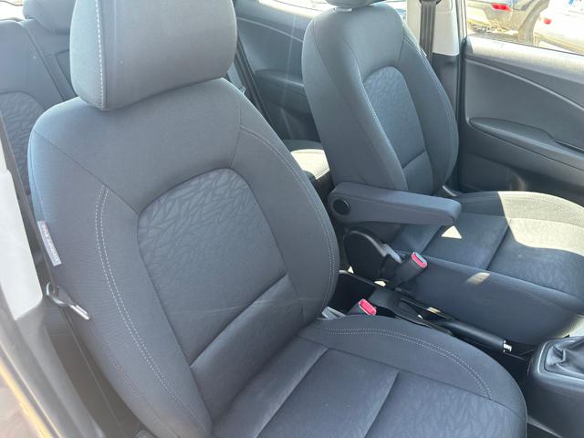 HYUNDAI iX20 usata, con Specchietti laterali elettrici