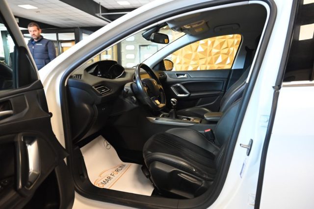 PEUGEOT 308 usata 8