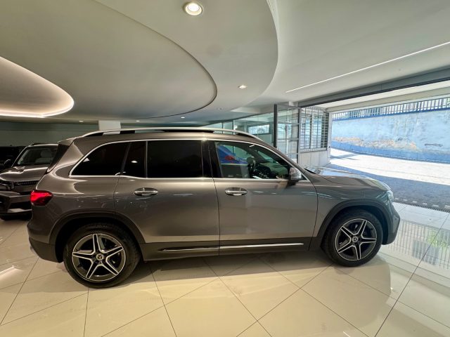MERCEDES-BENZ GLB 200 usata, con Climatizzatore