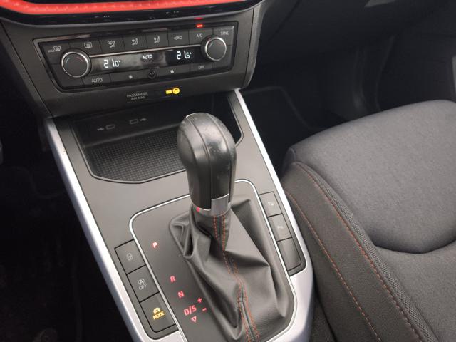 SEAT Arona usata, con USB