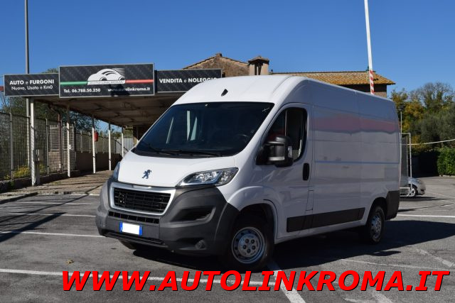 PEUGEOT Boxer usata, con Airbag