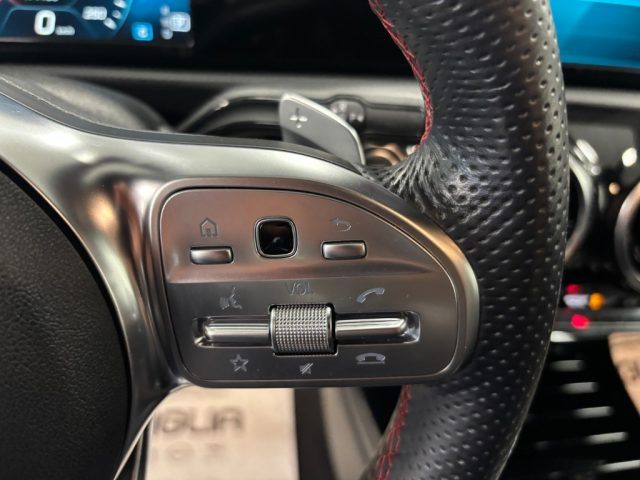 MERCEDES-BENZ CLA 200 usata, con Fari LED