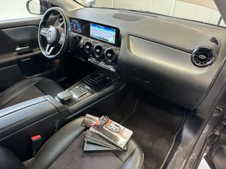 MERCEDES-BENZ GLA 180 usata, con ESP