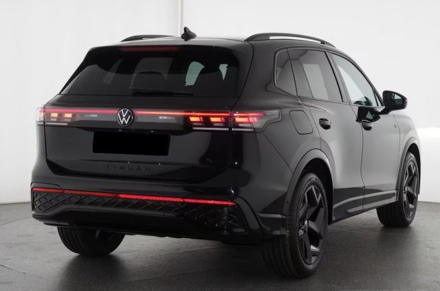 VOLKSWAGEN Tiguan usata, con Airbag