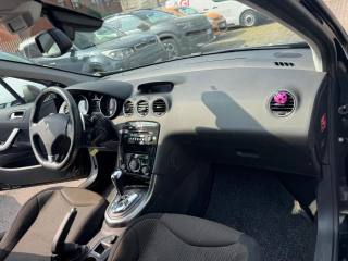 PEUGEOT 308 usata, con Controllo automatico clima