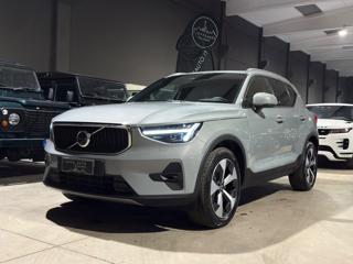 VOLVO XC40 B3 automatico BLACK EDITION