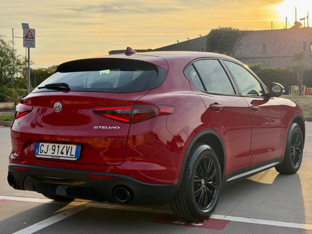 ALFA ROMEO Stelvio usata, con Cerchi in lega