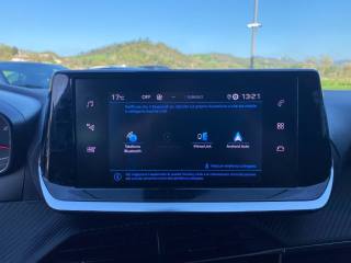 PEUGEOT 2008 usata, con Cruise Control