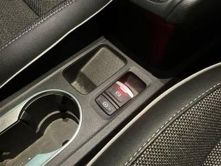 RENAULT Captur usata, con Hill holder