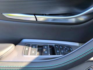 BYD Seal usata, con Head-up display