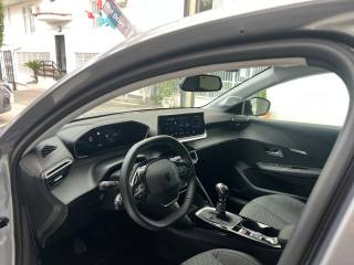 PEUGEOT 208 usata, con Frenata d
